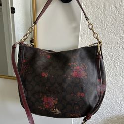 COACH Handbag, Excellent Condition 
