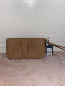 New Women’s Wristlet
