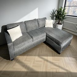 FREE DELIVERY! 🚚 Living Spaces Sectional Sofa w/ Reversible Chaise