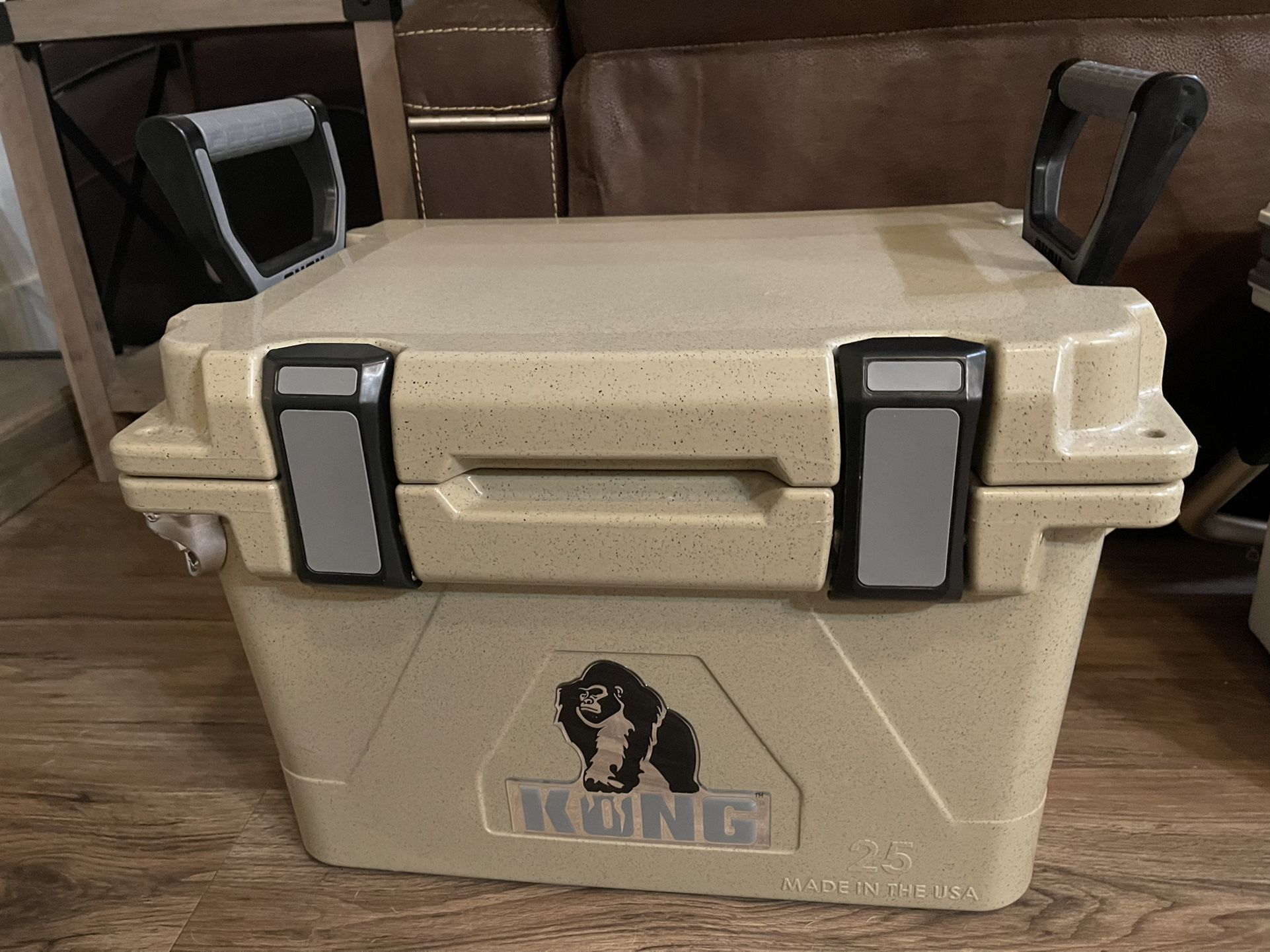 Kong 25 Ice chest / Cooler ***Made In USA*** 🇺🇸