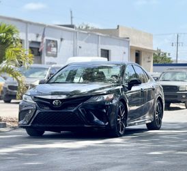 2018 CAMRY XSE