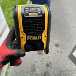 Dewalt Bluetooth Speaker 