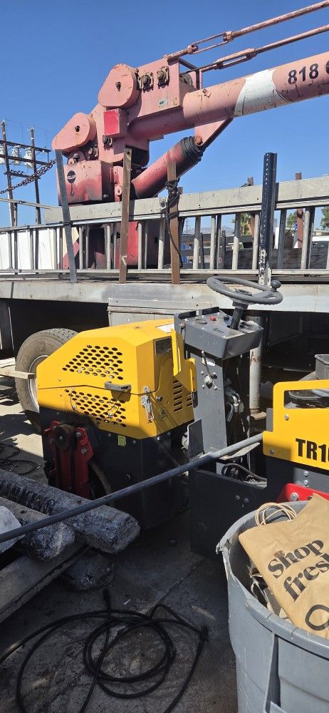 Roller And Hammer For Skidsteer 