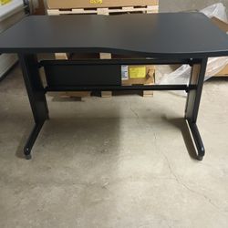 GE Smart Workspace Desk 