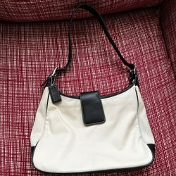 Coach Authentic Hamptons Tote