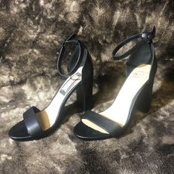 Black Low Heels 6.5