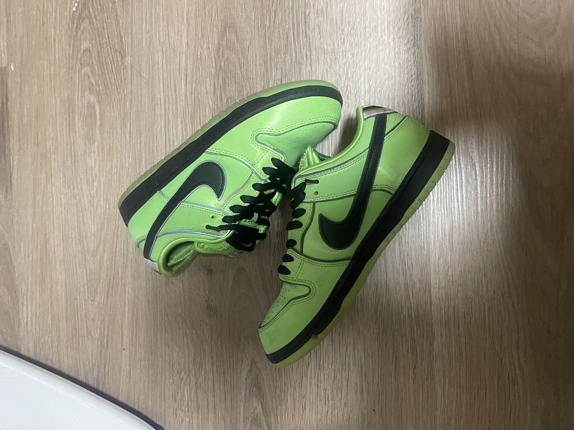 Nike SB Dunk Power Puff