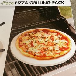 New Cuisinart 3 Piece Pizza Grilling Pack New 