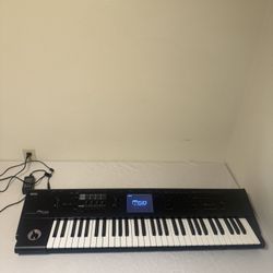 Korg M50-61 61-Key Keyboard Synthesizer Music Workstationwith with Power Cable