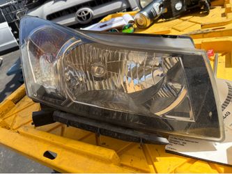 2012 - 2016 Chevrolet Cruze Headlamp driver side