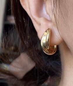 Gold Twisted Clip On Earrings 