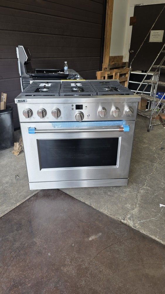New 36" Ge Cafe Stainless Steel 6 Burner Gas Range With Air Fryer Self Cleaning Convection