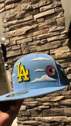 Simpson new era 7 1/8 size couple of 20$ hat pins too