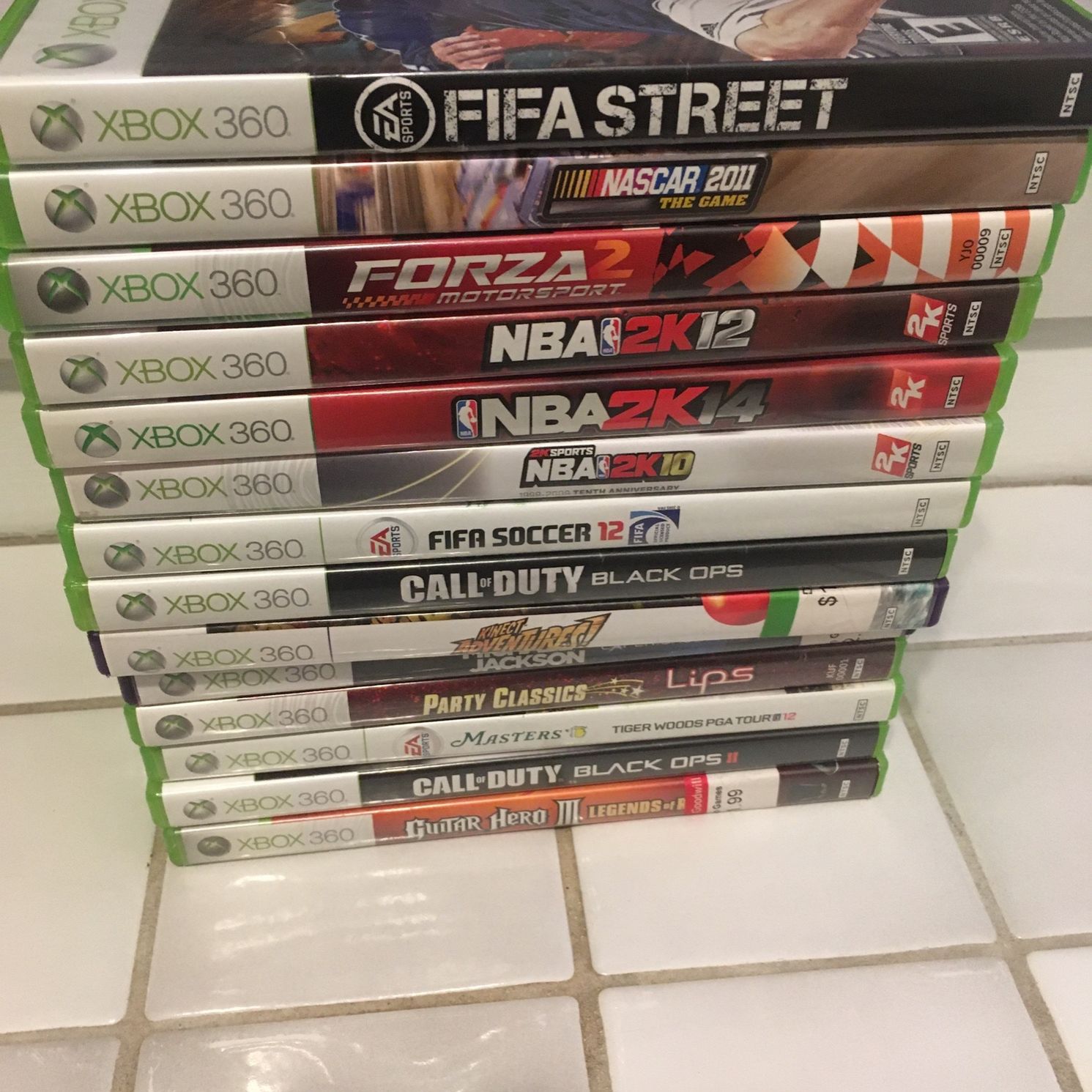 Lot Of 4 Random Microsoft Xbox 360 Video Games All For $20 for Sale in  Fresno, CA - OfferUp