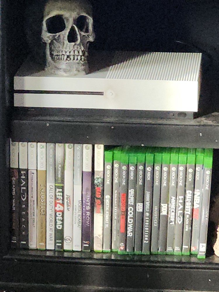 1TB Xbox One S and Accessories