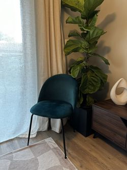 Chair green