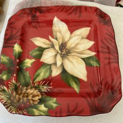 Poinsettia Dessert Plates -(8). $50