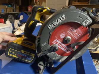 Dewalt Saw Barely Used