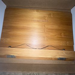 Readaeer book stand