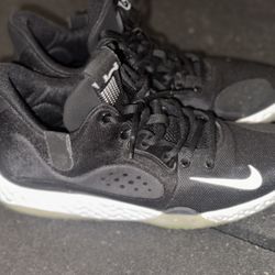 Nike KD Trey 5 – Black (Size 10.5 Men’s)