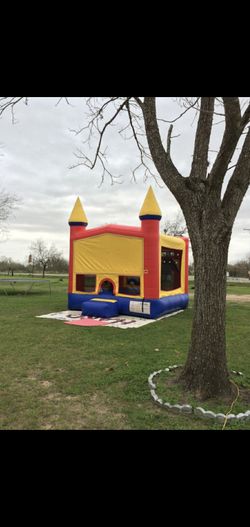 Bounce House 