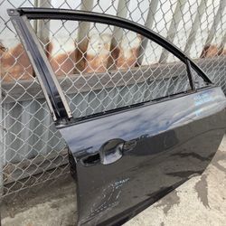 2013 2017 Honda Accord Front Passenger Door Shell OEM 
