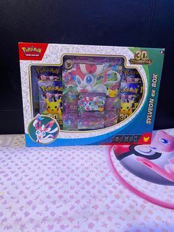 Pokémon 30th Celebration Sylveon ex Box