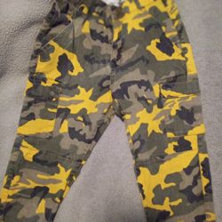 Women's FASHION NOVA Yellow And Gray Casual Camouflage Cargo Pants 