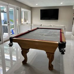 Pool Table 8ft ( Free Delivery & Set Up & Color Felt Of Your Choice ) 