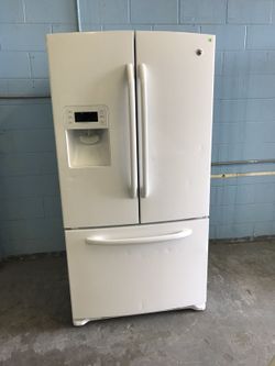 White GE French Door Refrigerator With 120 Day Warranty