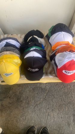 Caps