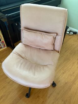 Pink velvet criss cross desk chair