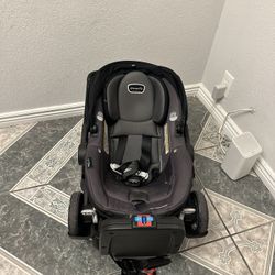 Evenflo Shyft DualRide Stroller/Car seat