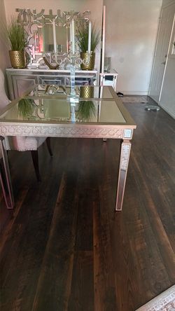 Dinning table and six chairs