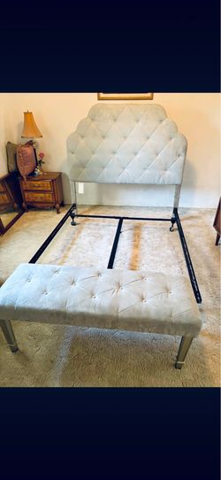Queen bed with matching footboard/bench
