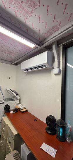 Mini-Split Installations â—Ź Maintenance â—Ź HVAC Tech â—Ź AC Repairs