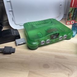 Nintendo 64 Donkey Kong Jungle Green Bundle