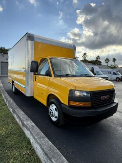 2021 GMC Savana Cutaway