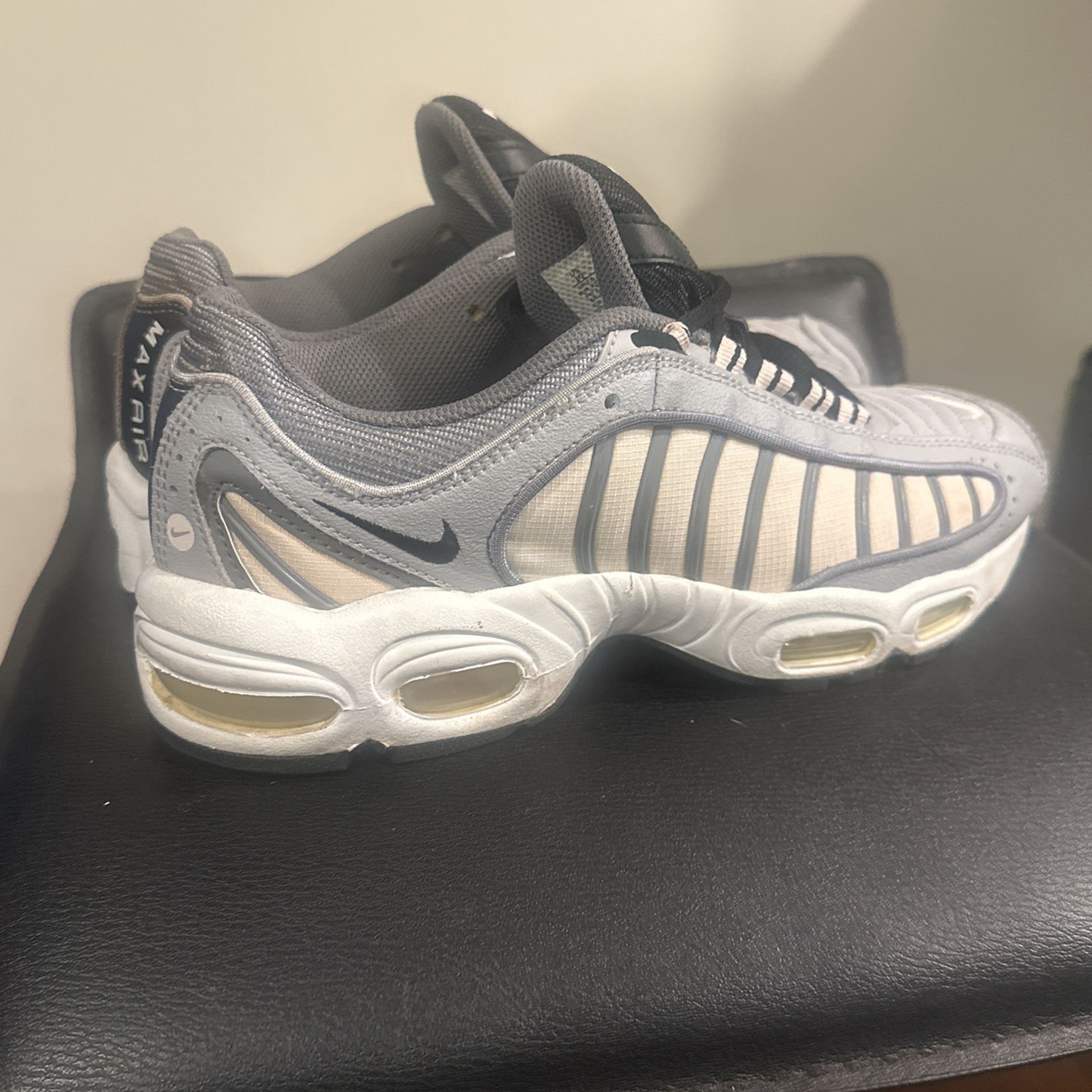 Womens Shoes