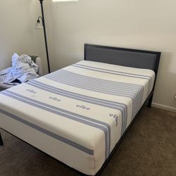 Full Size Bed Frame &Mattress 