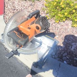 Rigid 10-in Compound Miter Saw Like New 