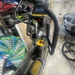 Free Elliptical Machine