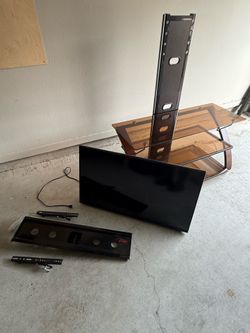 35” TV + Z-Line Glass Entertainment Stand with Mount – Complete Setup (No Remote)