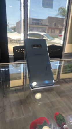 Samsung s10e