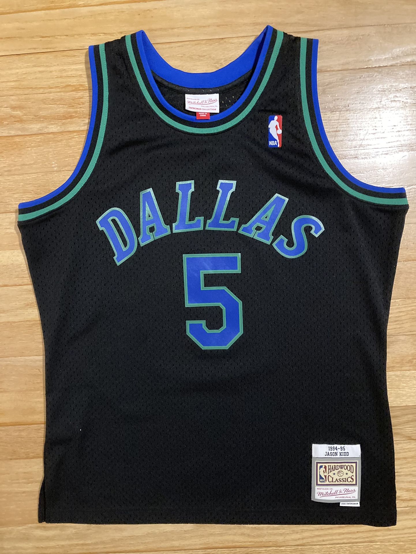 Dallas Mavericks Jersey Size L