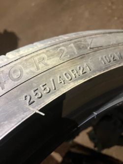 255/40/21 one tire
