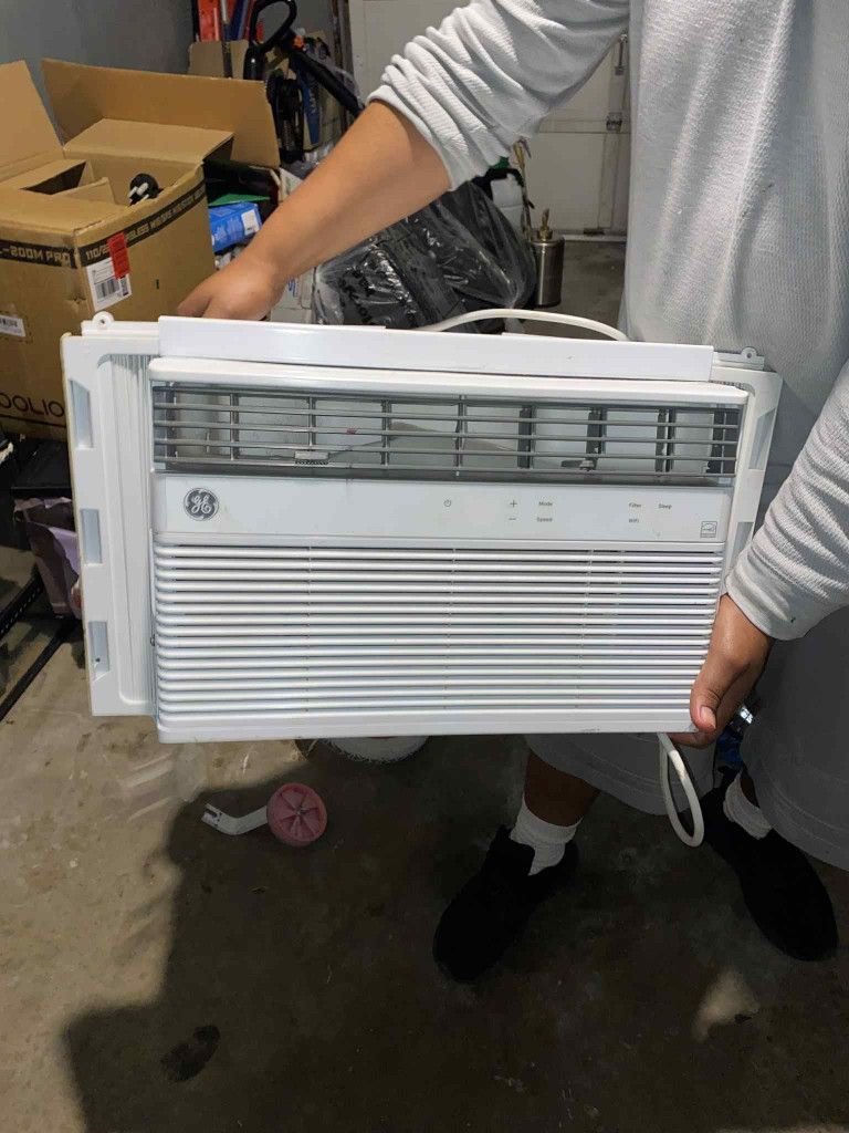 Need Some Extra Cash- Window AC Unit