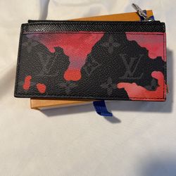 Me. Louis Vuttion Wallet 