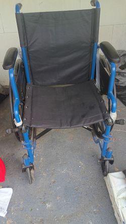 New wheel chair $60