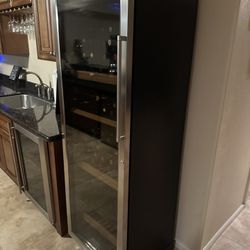 EuroCave Premium Wine Cellar Fridge- Full-size